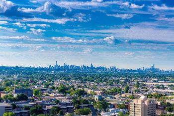 a view of the chicago skyline at The Ivanhoe Apartments, New Jersey